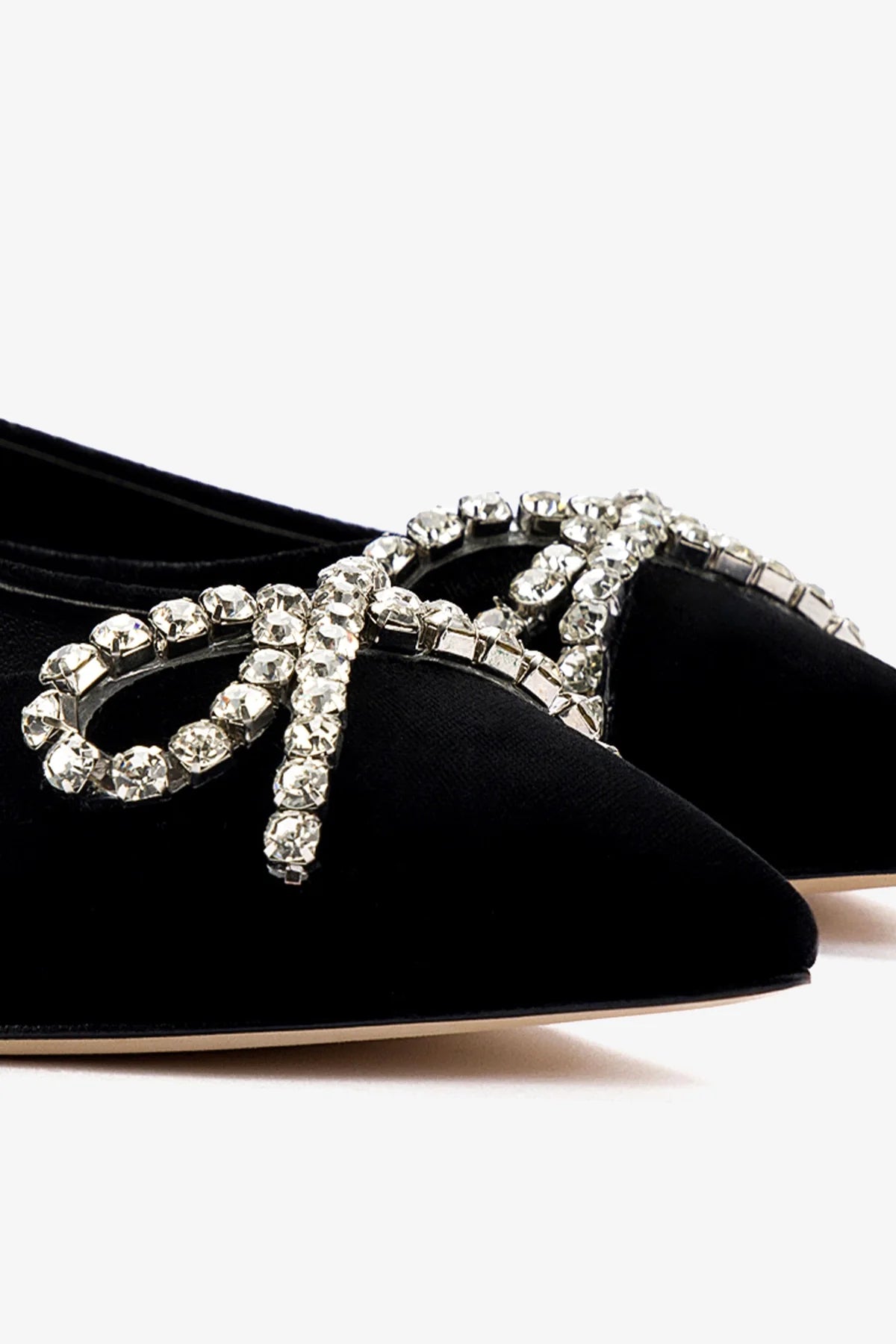 Lee Flat In Black Velvet - Image 4