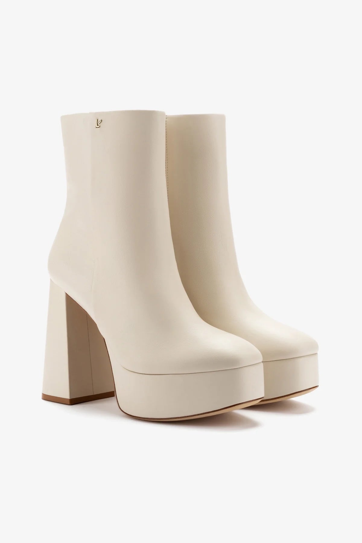 Dolly Boot In Ivory Leather - Image 2