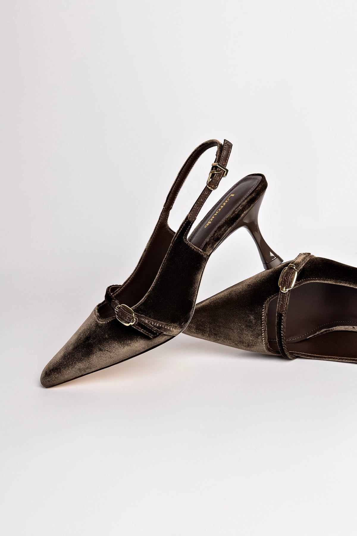 Ines Pump In Expresso Velvet - Image 7