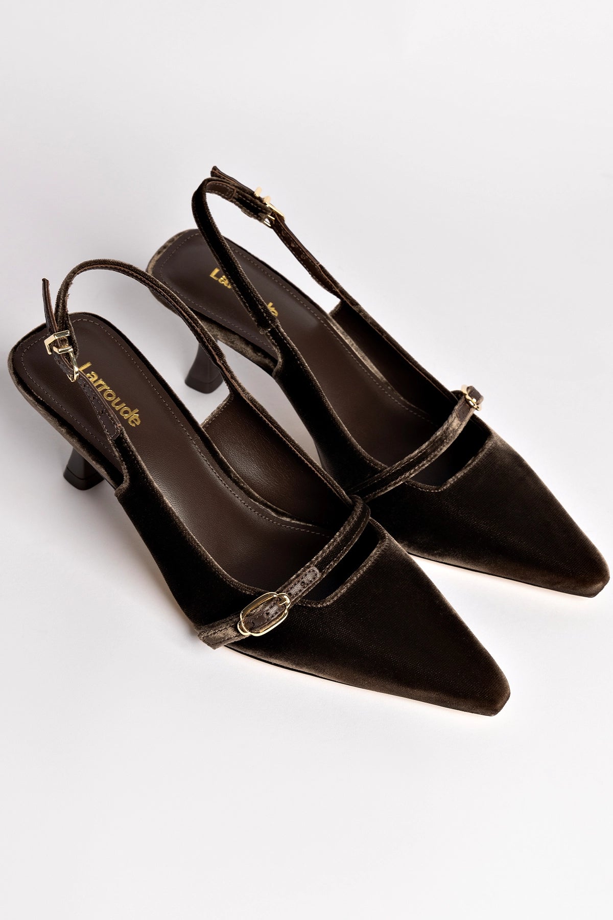 Ines Pump In Expresso Velvet - Image 8