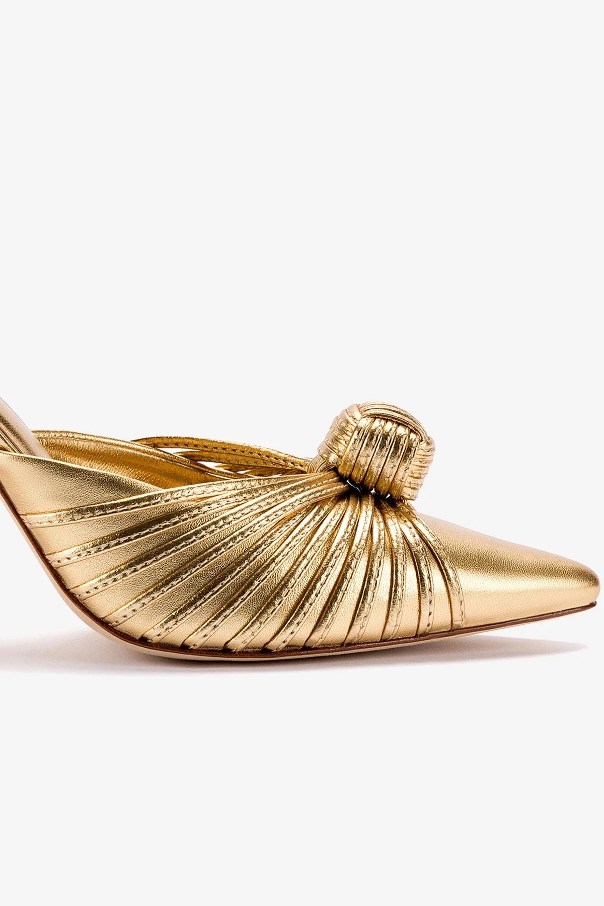 Valerie Pump In Gold Metallic Leather - Image 4