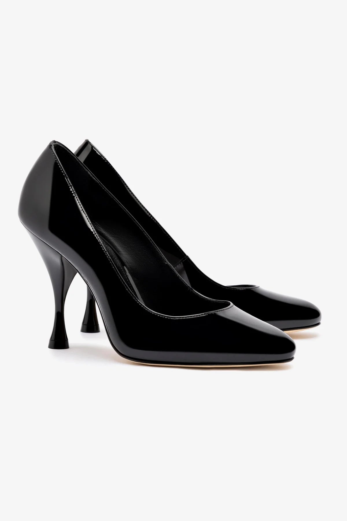Michelle Pump In Black Patent Leather - Image 2