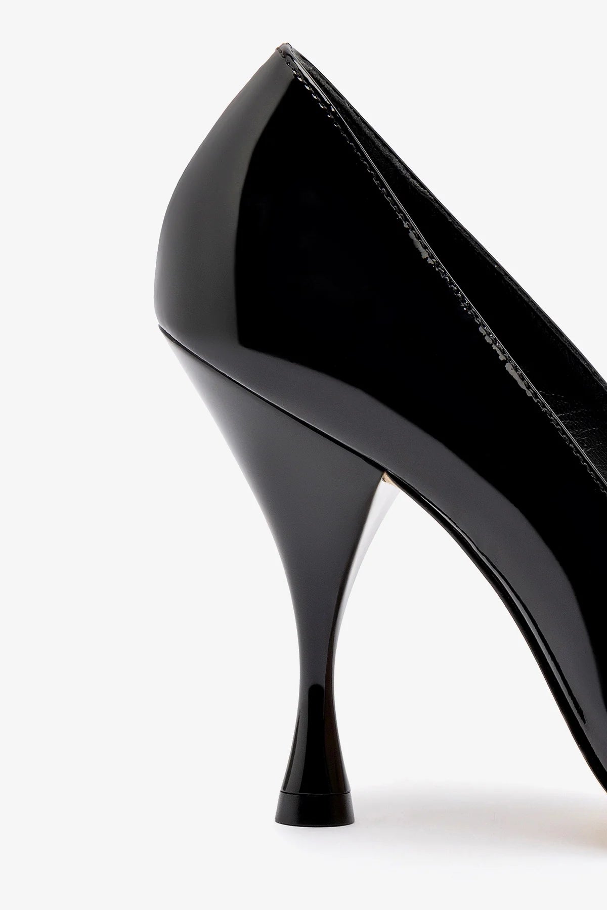 Michelle Pump In Black Patent Leather - Image 4